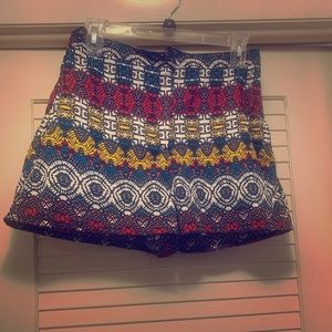 Print shorts